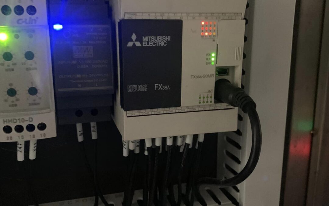 Puesta en Marcha de Equipo de Filtrado con Sistema SCADA y Controlador PLC Mitsubishi Electric a 380V